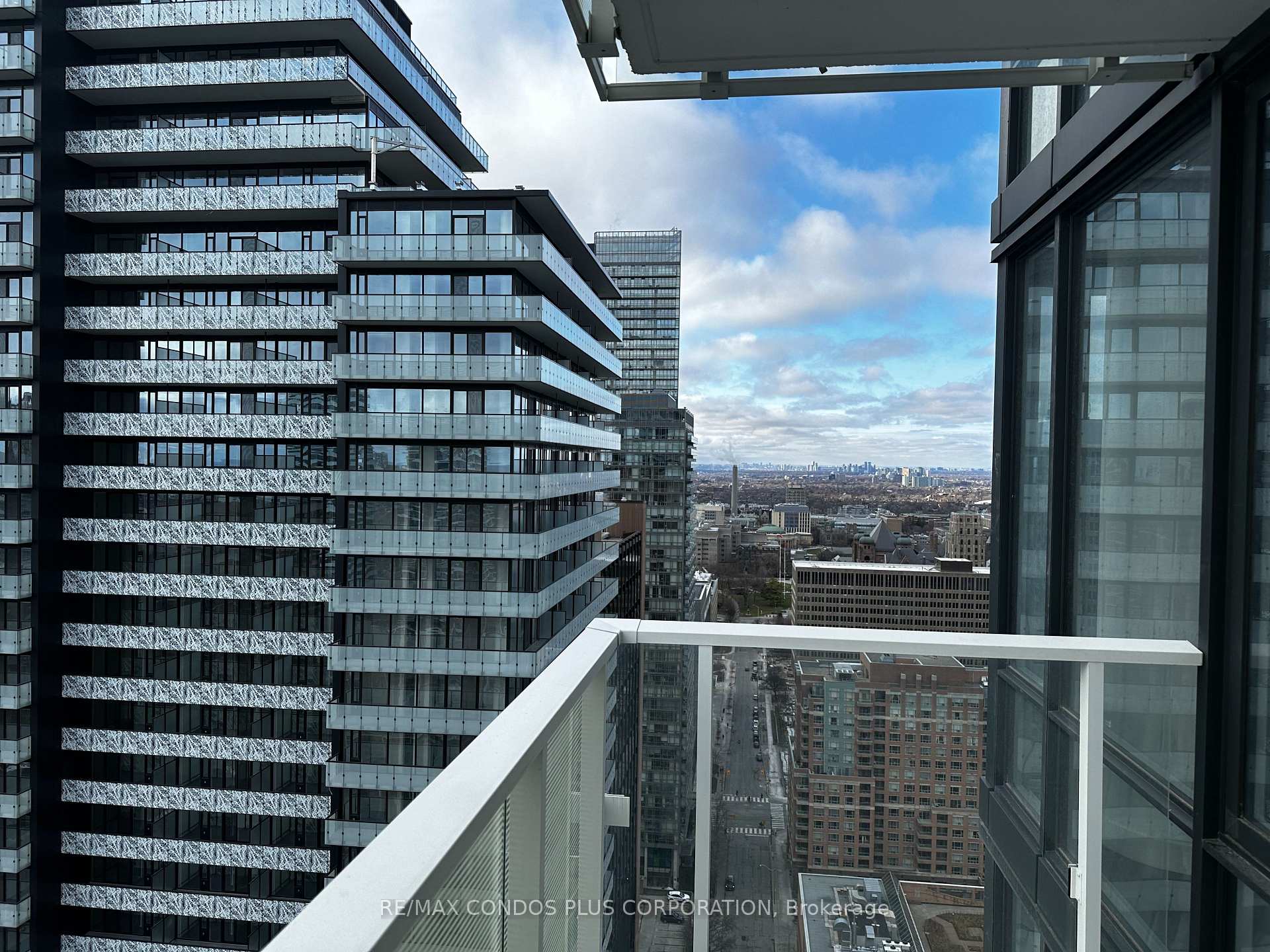 Photo 14 of Unit 3012, 501 Yonge Street, Toronto, Church-Yonge Corridor — HOMEH