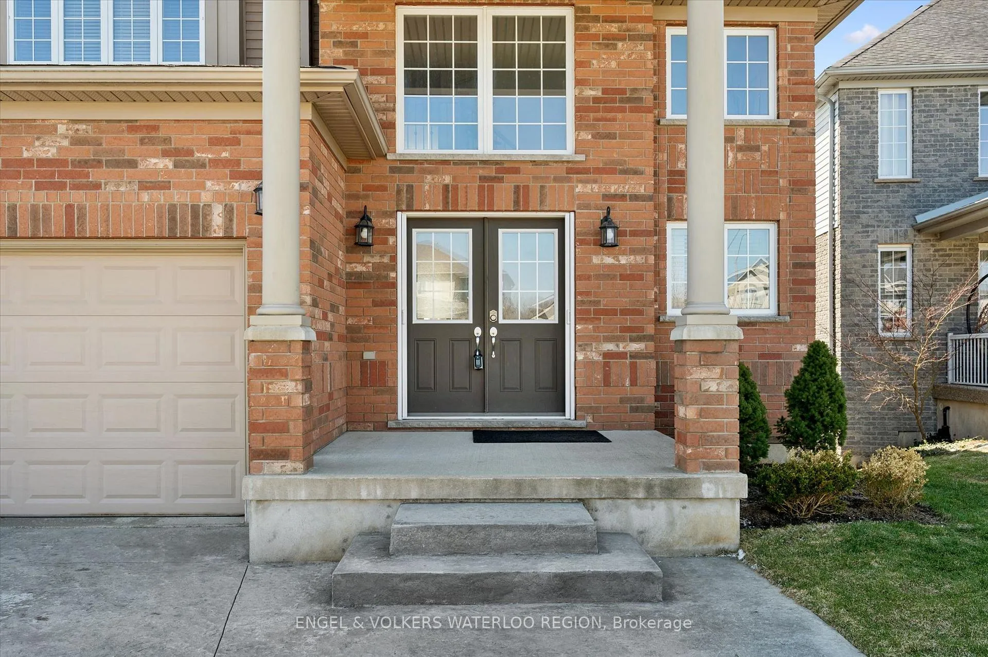Photo 4 of 706 Springwater Place, Waterloo — HOMEH