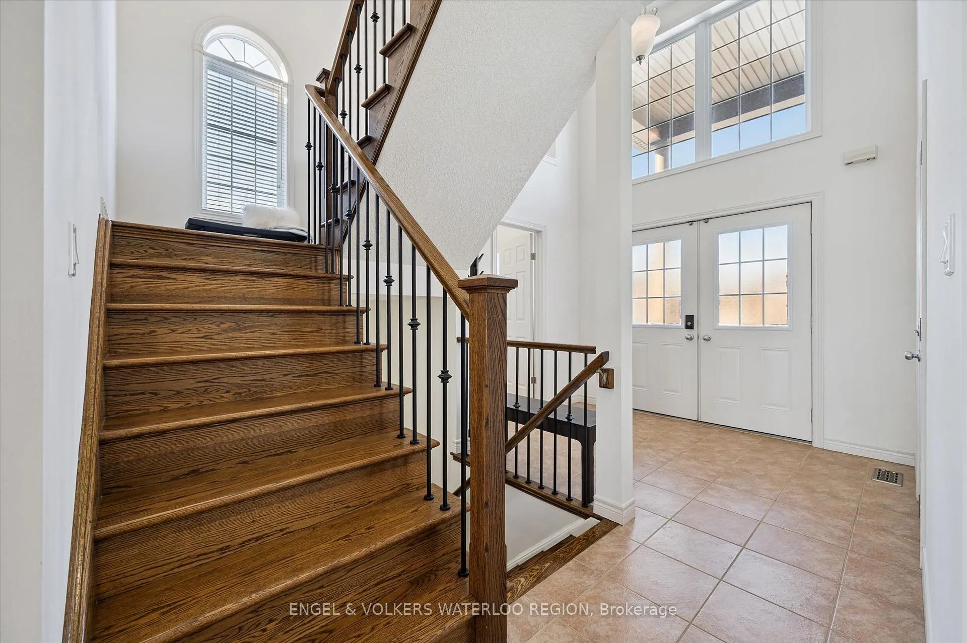 Photo 6 of 706 Springwater Place, Waterloo — HOMEH