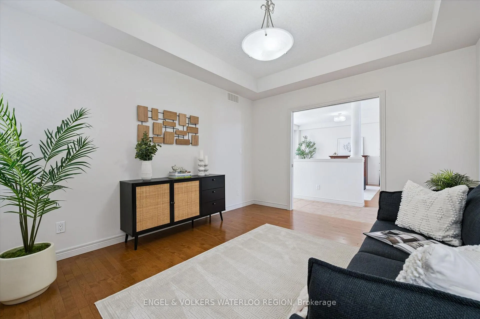 Photo 9 of 706 Springwater Place, Waterloo — HOMEH