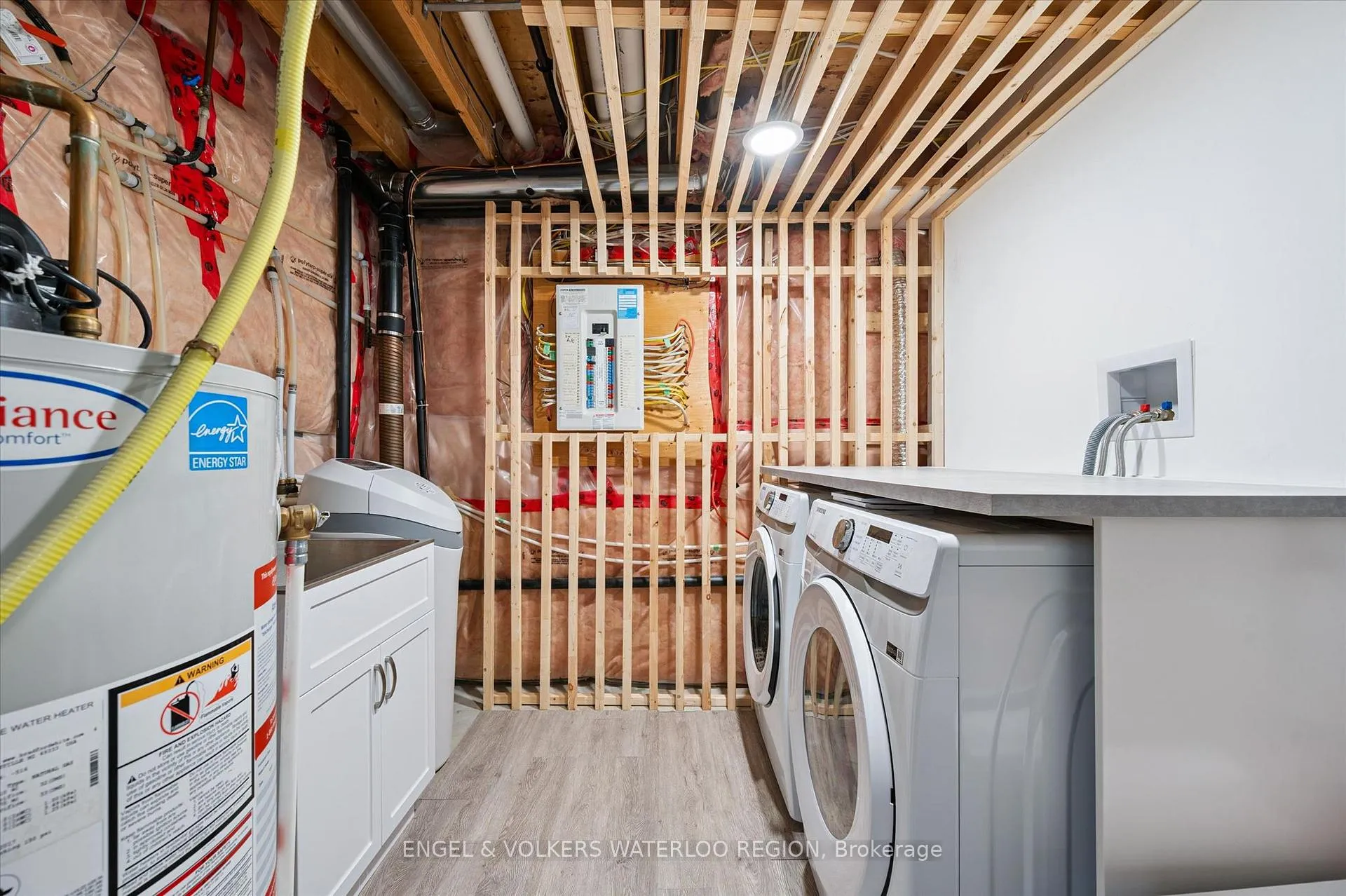 Photo 43 of 706 Springwater Place, Waterloo — HOMEH