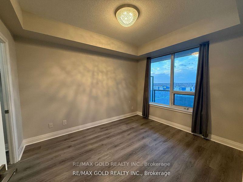 Photo 14 of Unit 510, 3700 Highway 7 Road W, Vaughan, Vaughan Corporate Centre — HOMEH