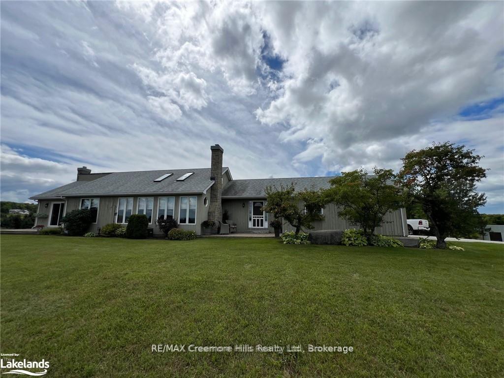 Photo 5 of 2332 Centre Line Road, Clearview, Rural Clearview — HOMEH