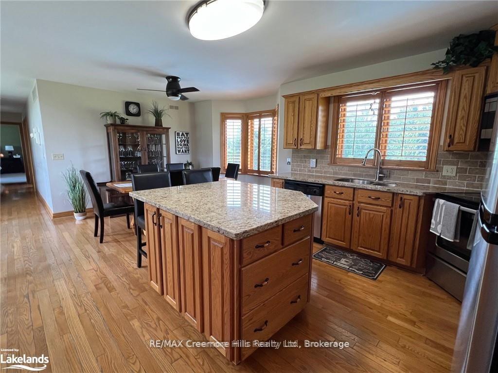 Photo 15 of 2332 Centre Line Road, Clearview, Rural Clearview — HOMEH