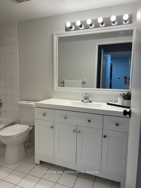 Photo 13 of Unit 308, 81 Townsgate Drive, Vaughan, Crestwood-Springfarm-Yorkhill — HOMEH