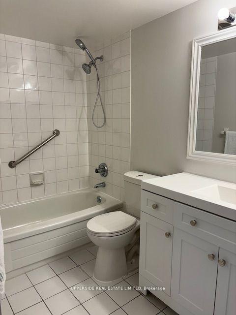 Photo 14 of Unit 308, 81 Townsgate Drive, Vaughan, Crestwood-Springfarm-Yorkhill — HOMEH