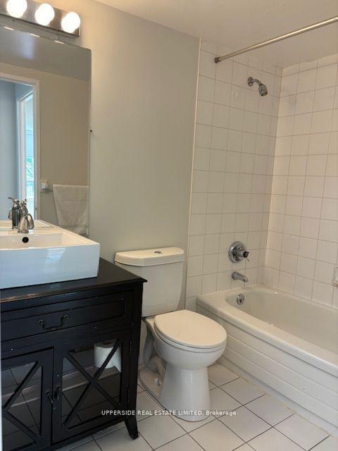 Photo 15 of Unit 308, 81 Townsgate Drive, Vaughan, Crestwood-Springfarm-Yorkhill — HOMEH