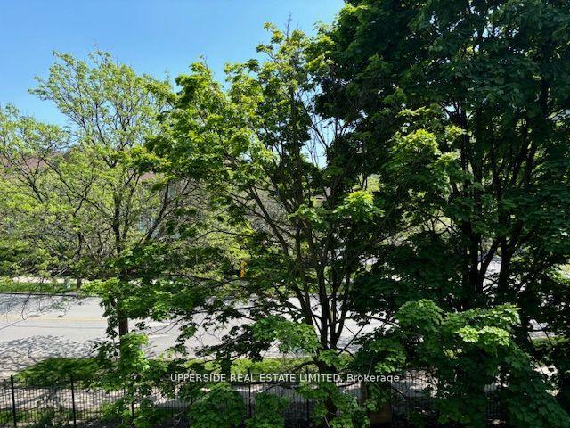 Photo 18 of Unit 308, 81 Townsgate Drive, Vaughan, Crestwood-Springfarm-Yorkhill — HOMEH