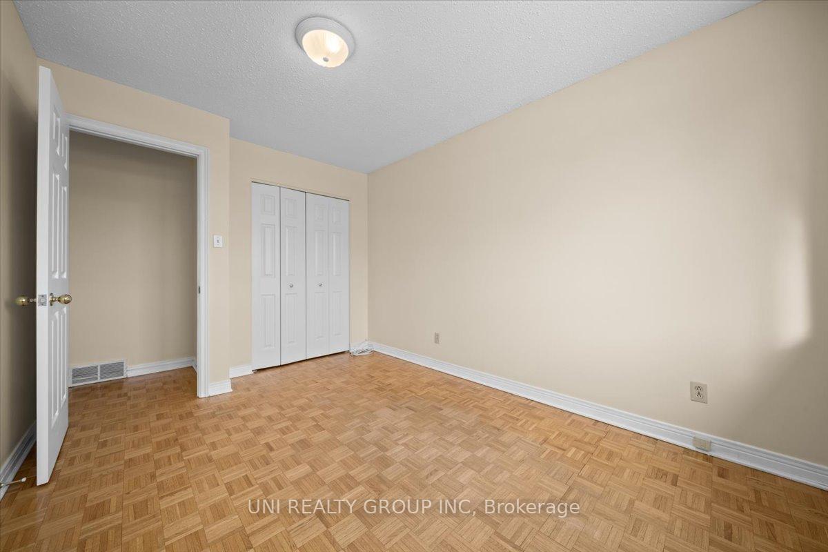 Photo 18 of 1737 Athans Avenue, Ottawa, Blossom Park/Leitrim — HOMEH