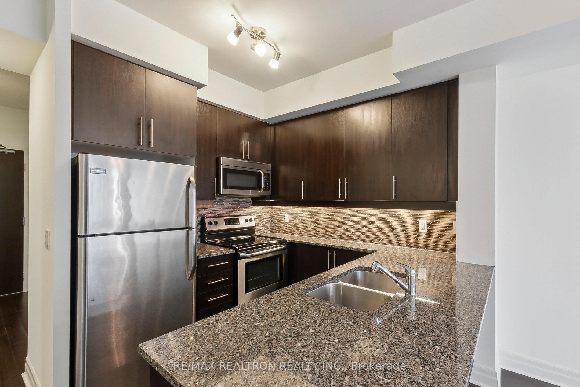 Photo 15 of Unit 713, 8110 Birchmount Road, Markham, Unionville — HOMEH