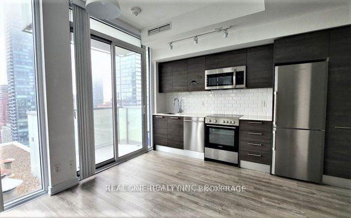 Photo 3 of Unit 2710, 28 Wellesley Street E, Toronto, Church-Yonge Corridor — HOMEH