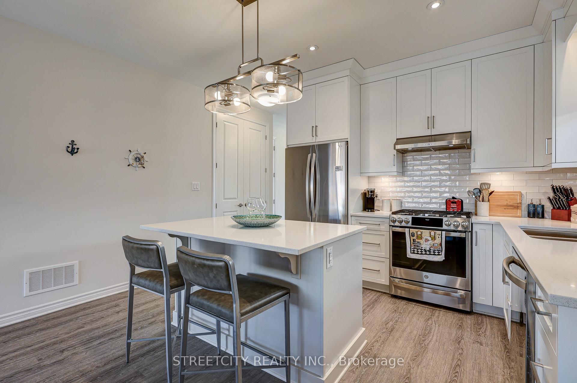 Photo 11 of 437 George Street, Central Elgin, Rural Central Elgin — HOMEH