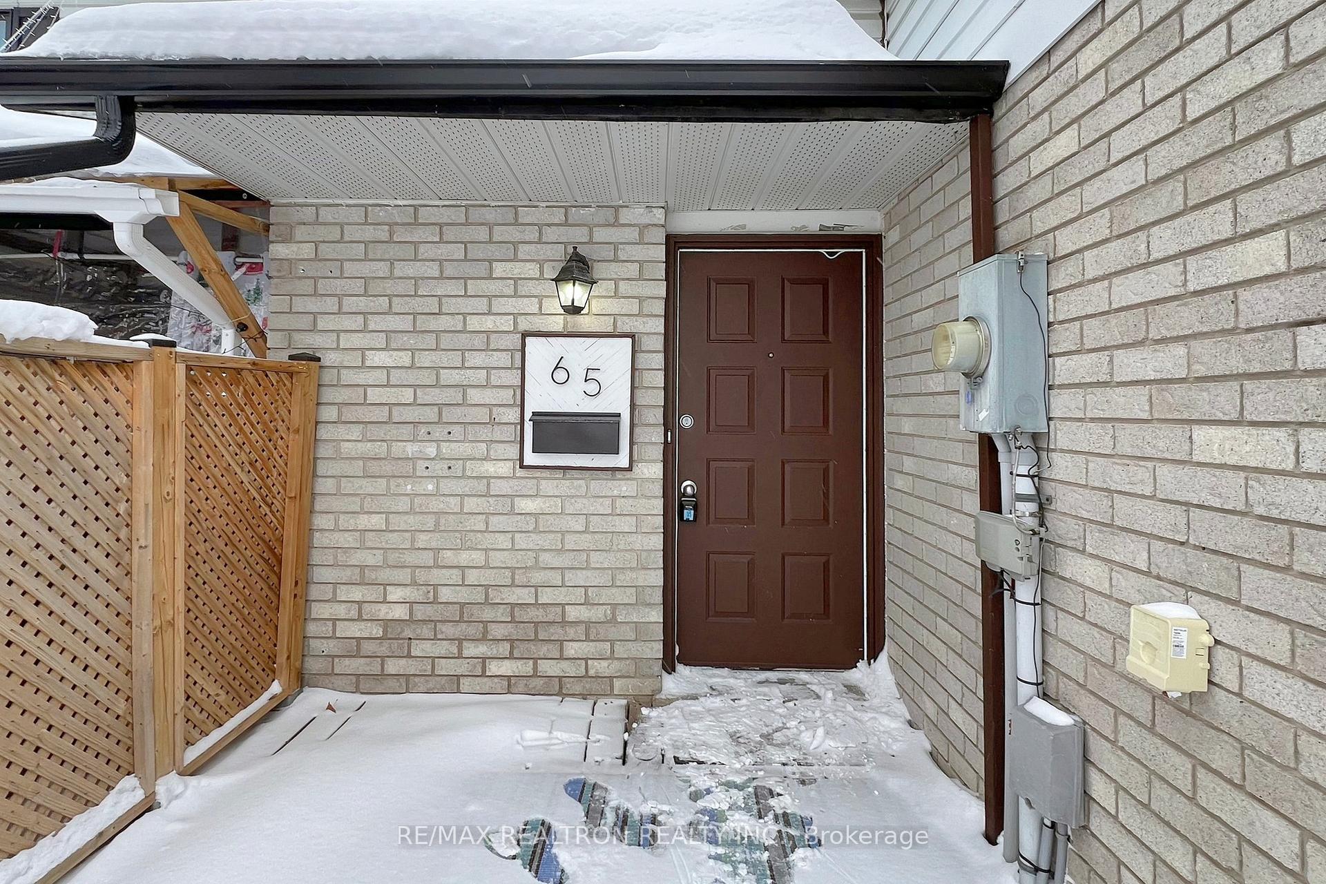 Photo 2 of 65 Barrett Crescent, Barrie, Letitia Heights — HOMEH