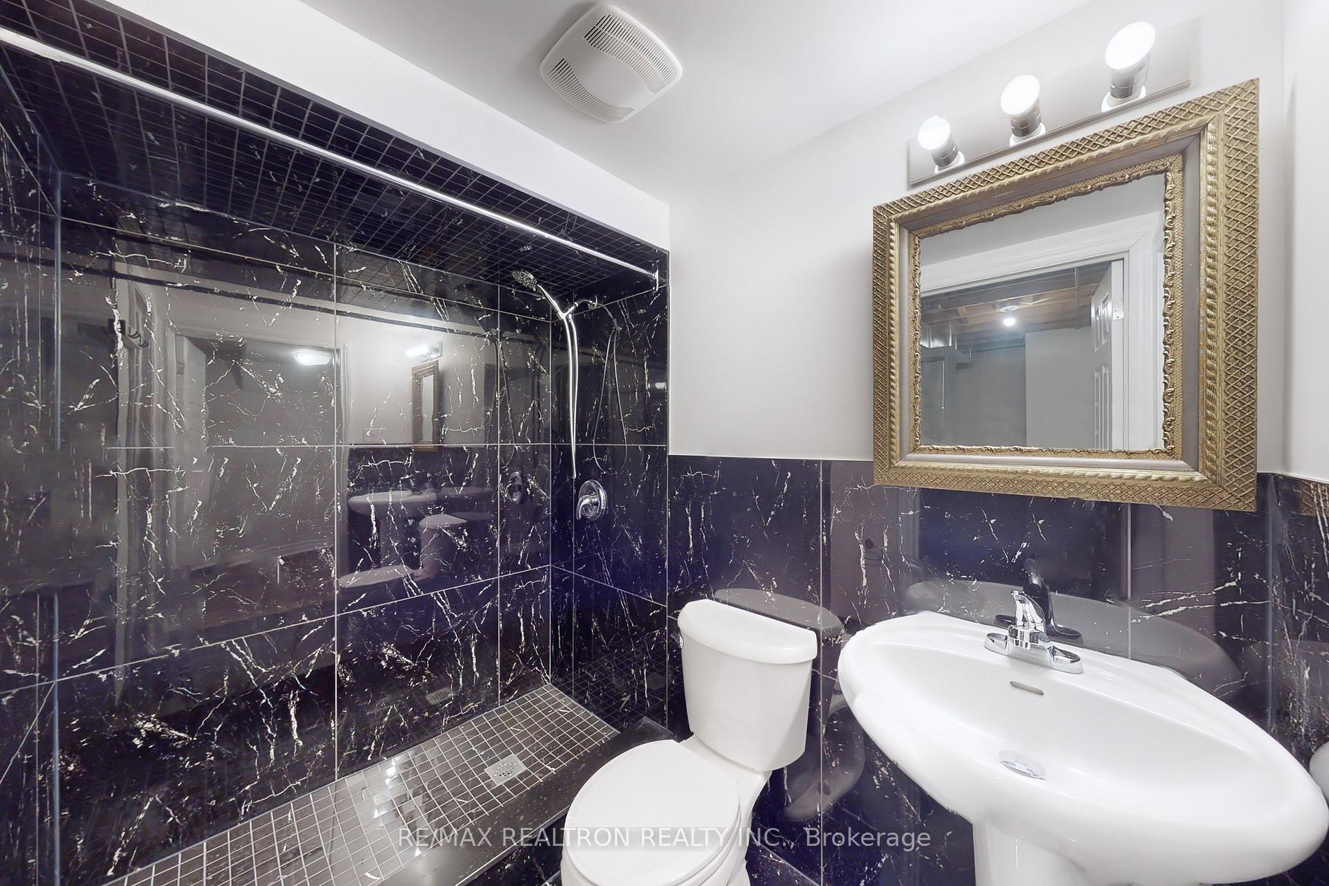 Photo 22 of 65 Barrett Crescent, Barrie, Letitia Heights — HOMEH
