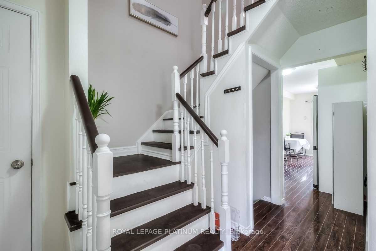Photo 10 of 87 Poolton Crescent, Clarington, Courtice — HOMEH