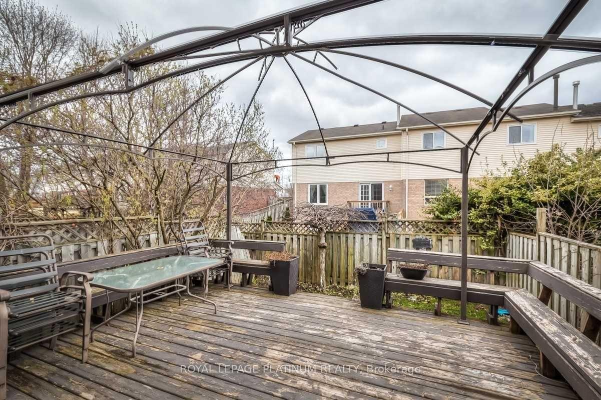 Photo 18 of 87 Poolton Crescent, Clarington, Courtice — HOMEH