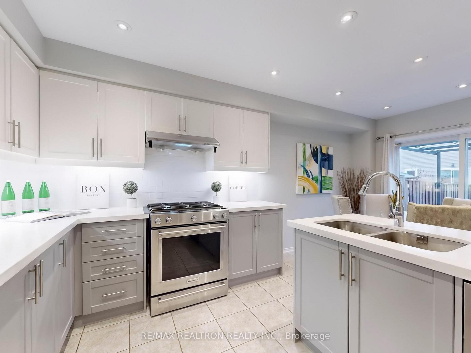 Photo 4 of 50 Westray Crescent, Ajax, Northeast Ajax — HOMEH