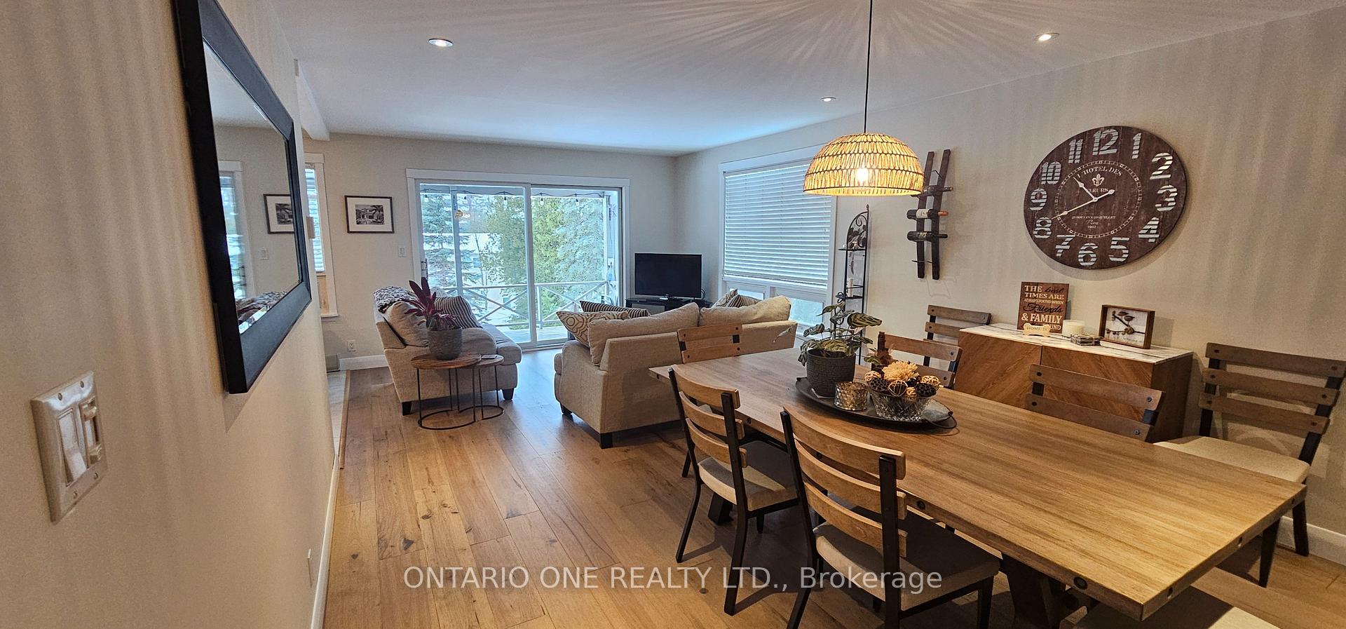 Photo 10 of 355 Greavette Street, Gravenhurst, Muskoka (S) — HOMEH