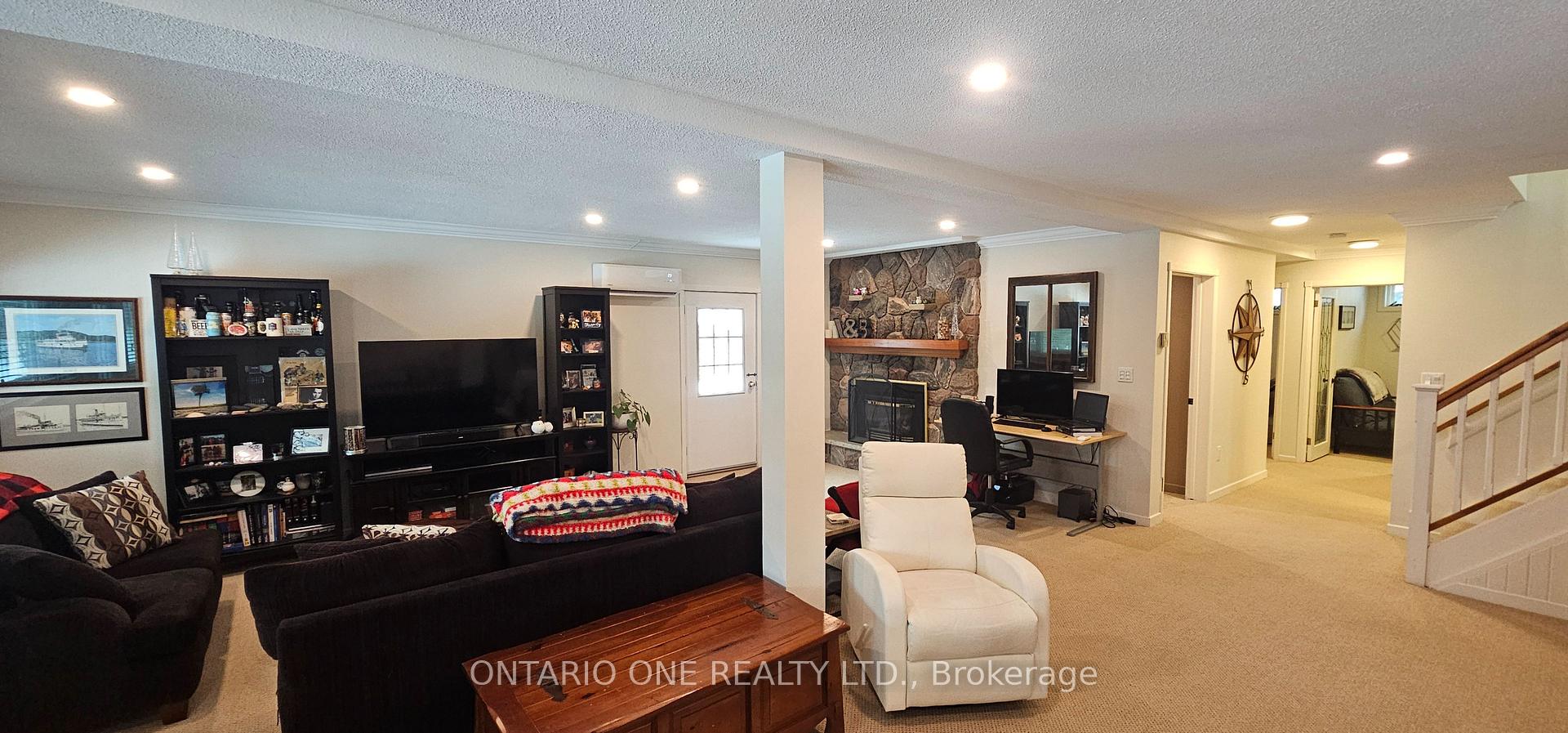 Photo 19 of 355 Greavette Street, Gravenhurst, Muskoka (S) — HOMEH