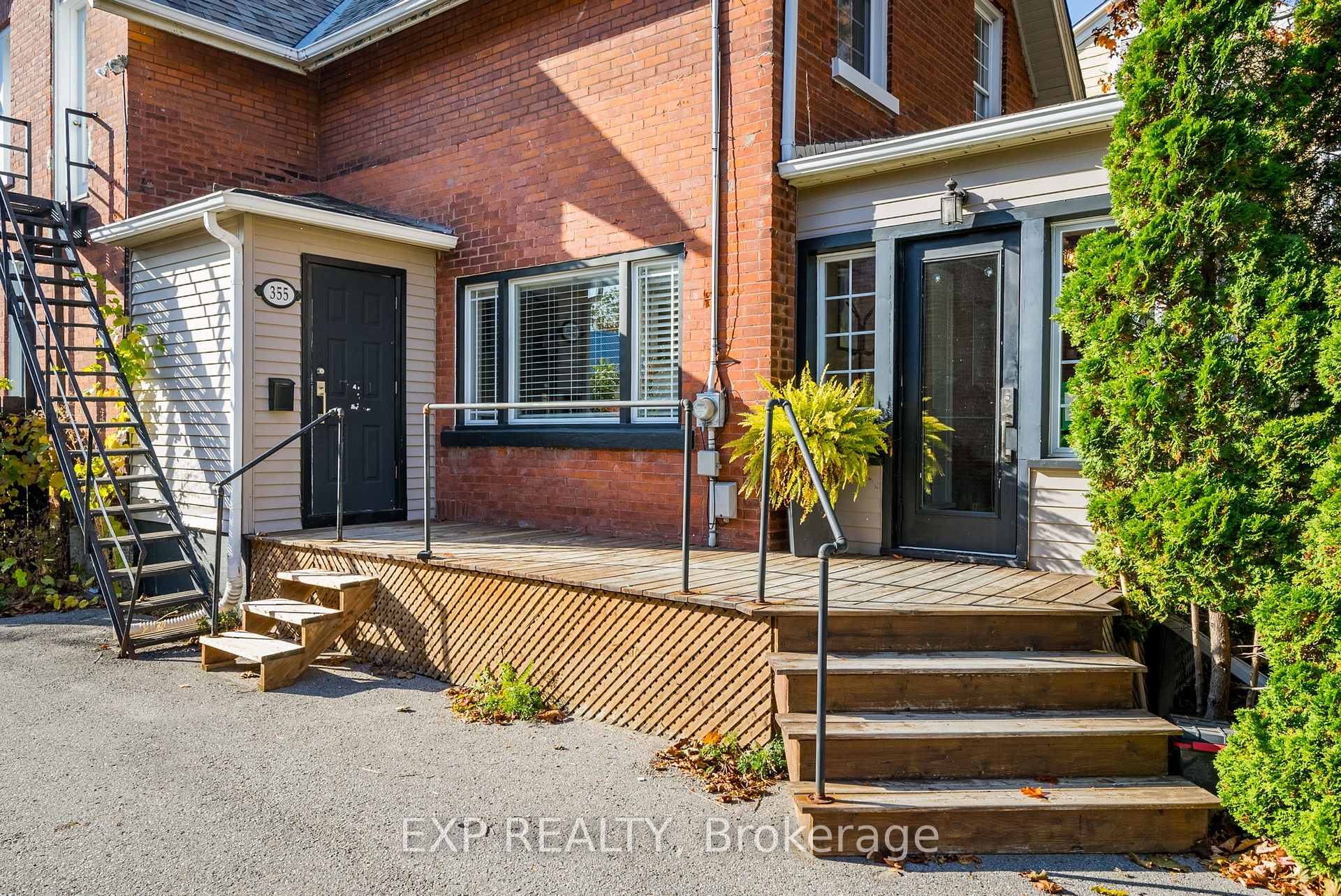 Photo 4 of 355 Division Street, Cobourg — HOMEH