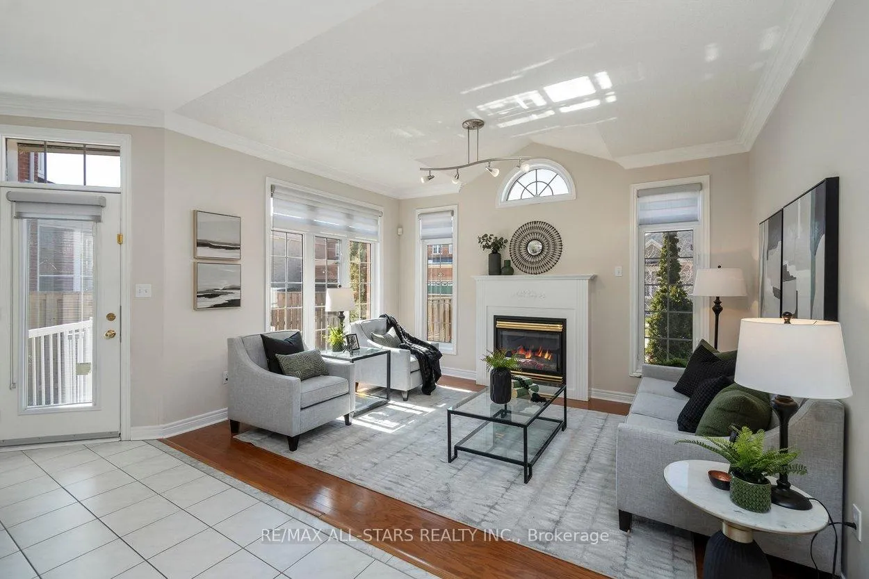Photo 6 of 142 Saffron Street, Markham, Greensborough — HOMEH