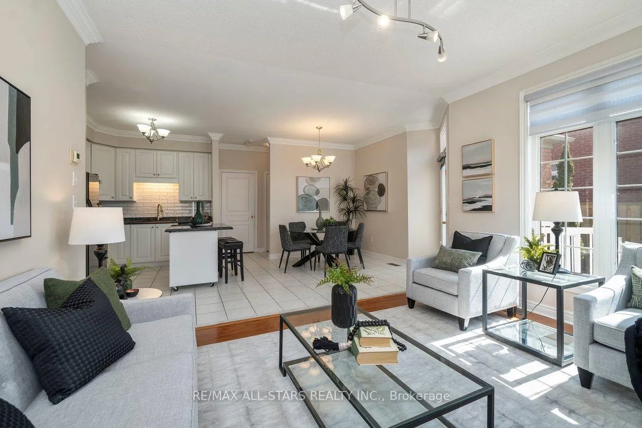 Photo 10 of 142 Saffron Street, Markham, Greensborough — HOMEH