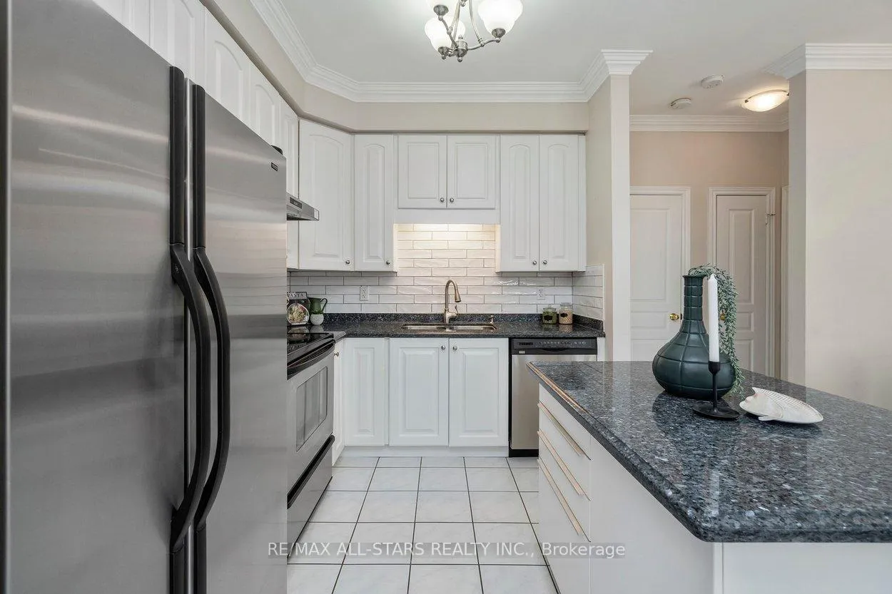 Photo 13 of 142 Saffron Street, Markham, Greensborough — HOMEH