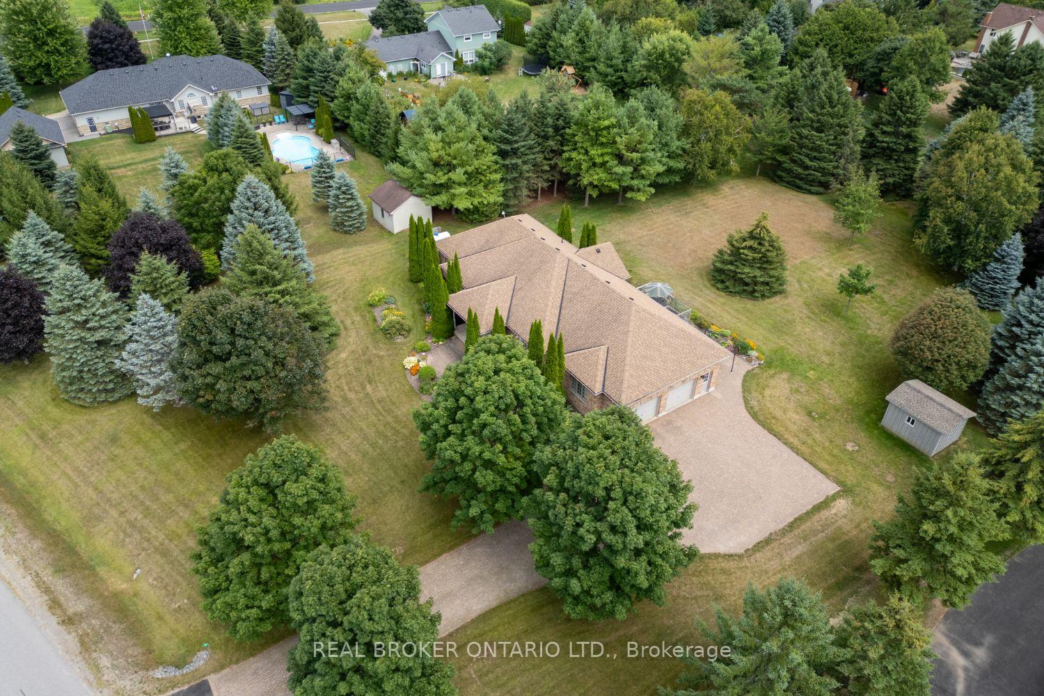Photo 2 of 7 Virtue Court, Clarington, Rural Clarington — HOMEH