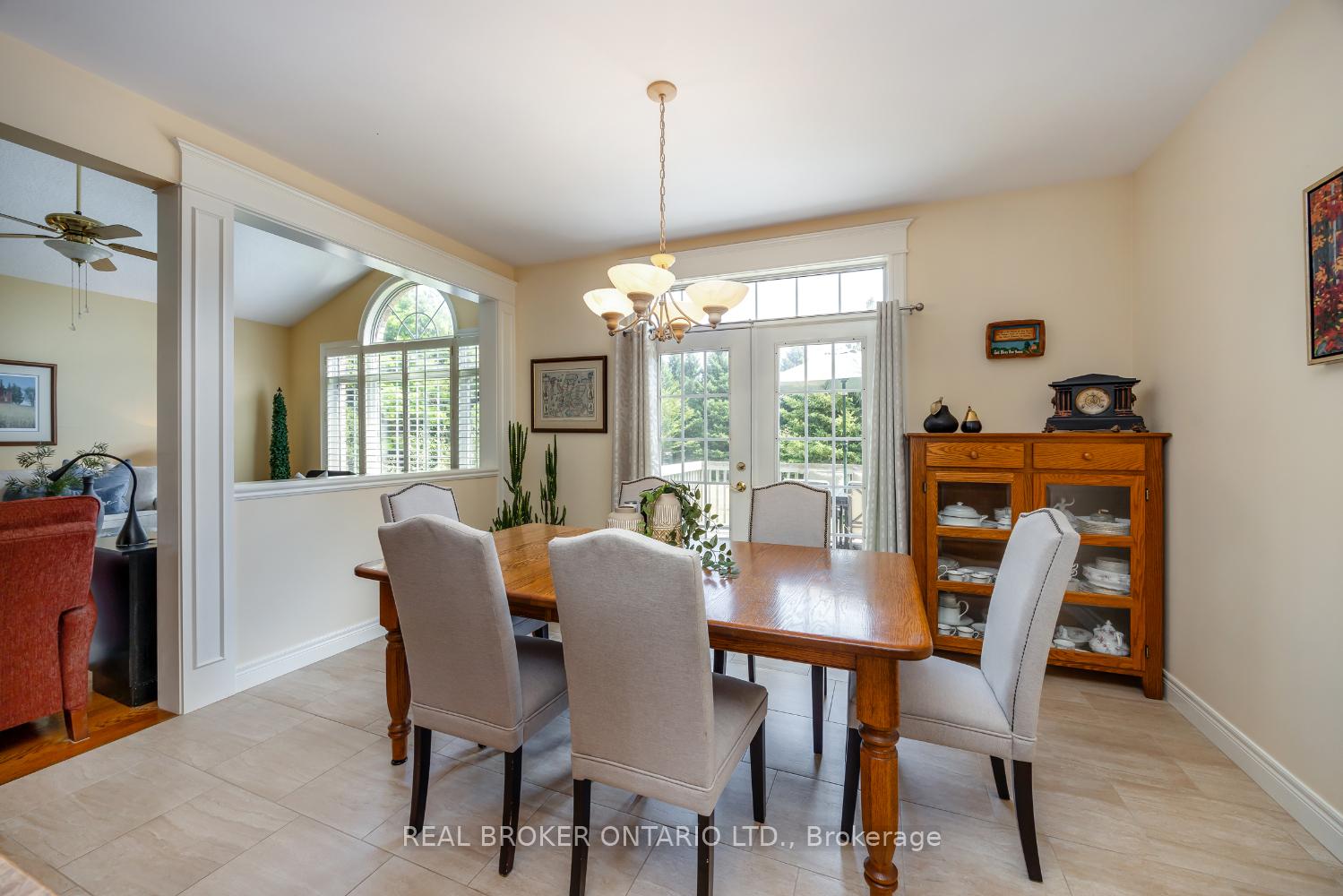 Photo 12 of 7 Virtue Court, Clarington, Rural Clarington — HOMEH