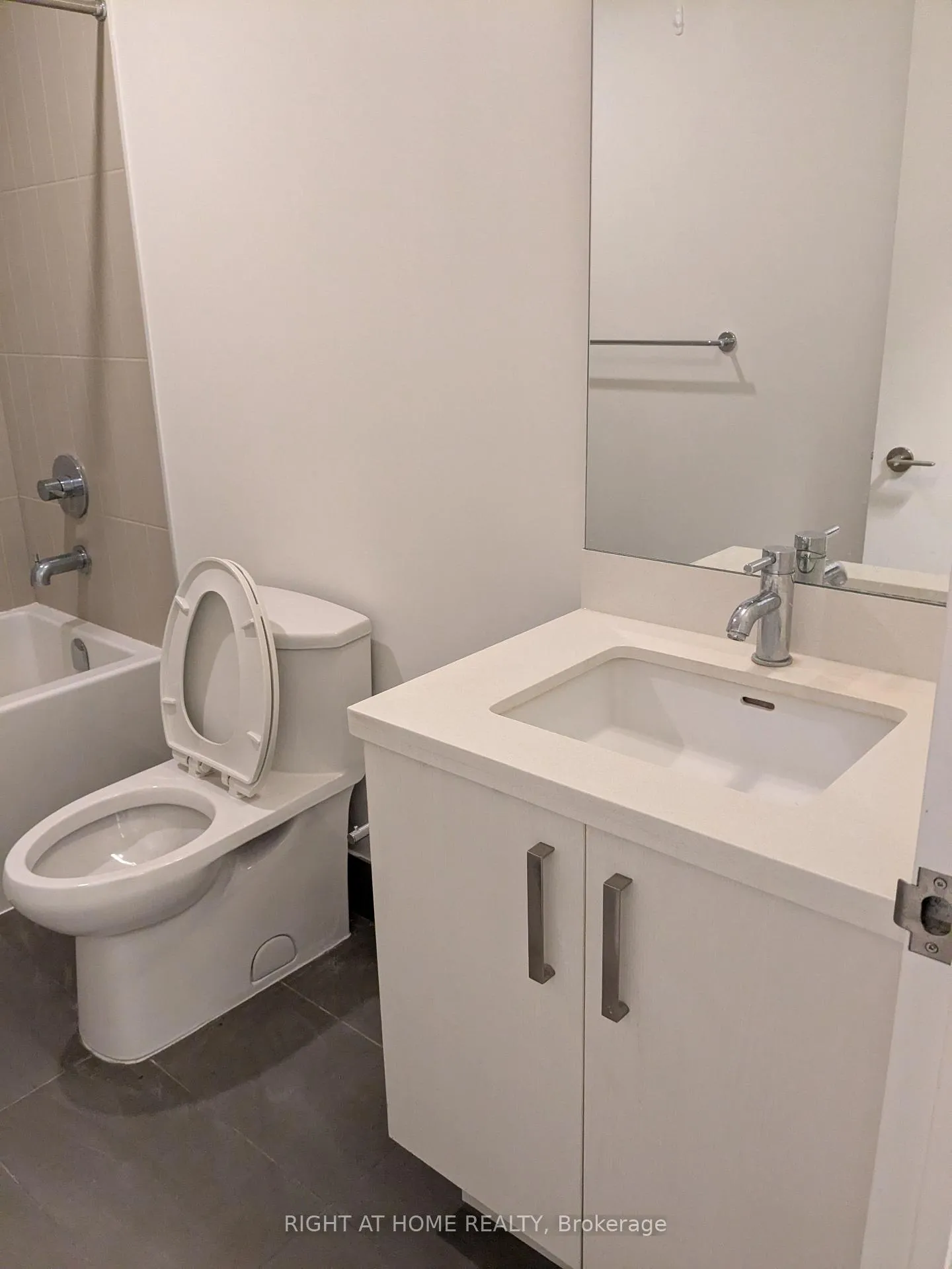 Photo 8 of Unit N604, 455 Front Street E, Toronto, Waterfront Communities — HOMEH