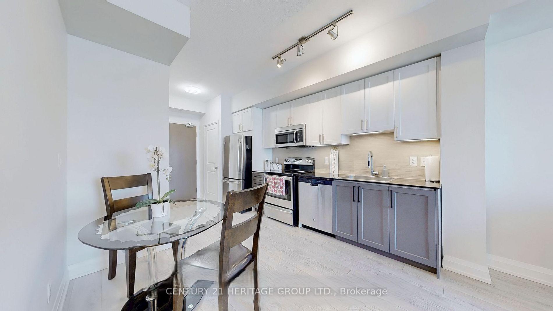 Photo 14 of Unit 1005, 7171 Yonge Street, Markham, Grandview — HOMEH