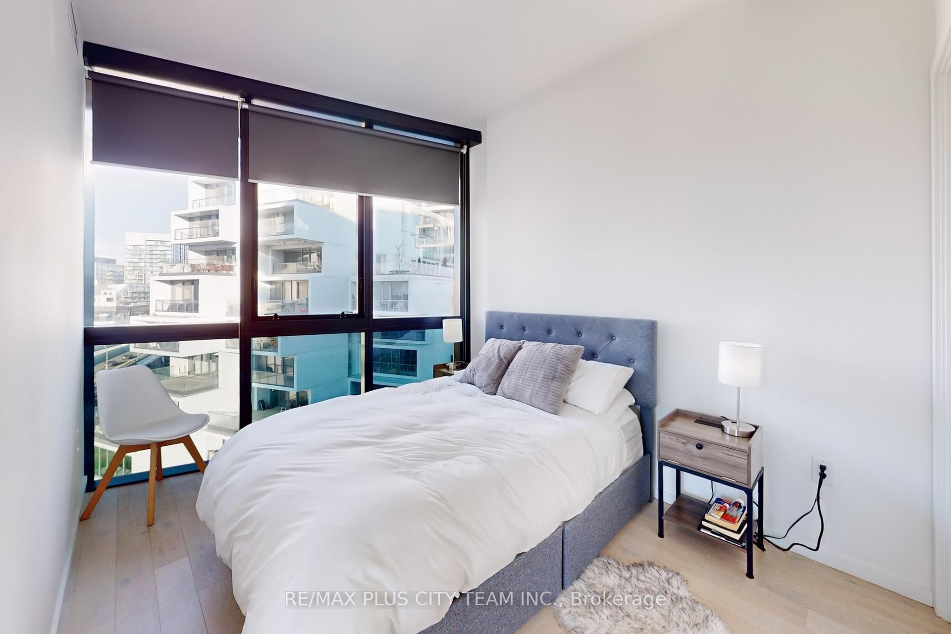 Photo 12 of Unit 909, 21 Lawren Harris Square, Toronto, Waterfront Communities — HOMEH