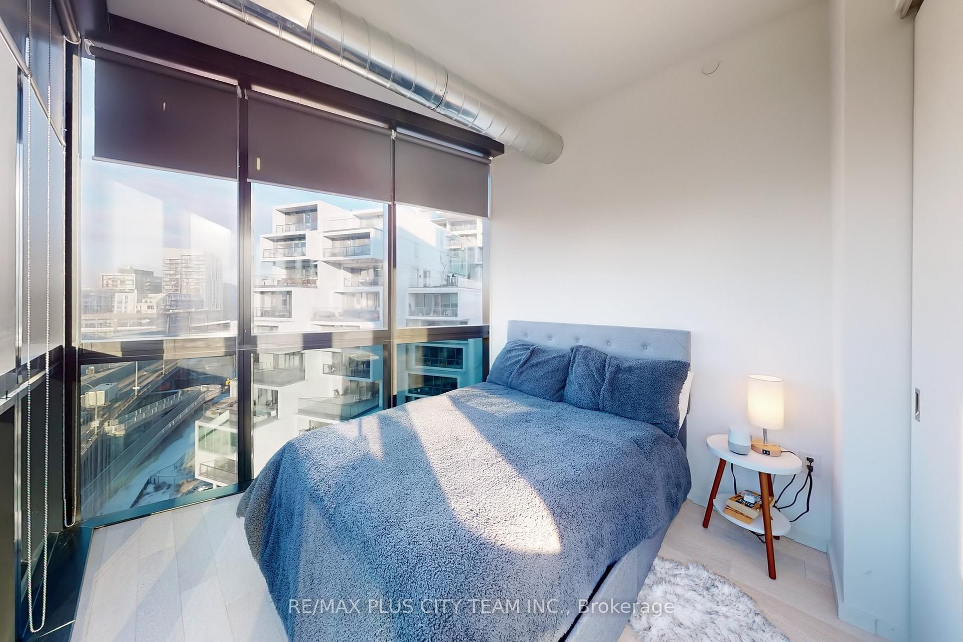 Photo 16 of Unit 909, 21 Lawren Harris Square, Toronto, Waterfront Communities — HOMEH