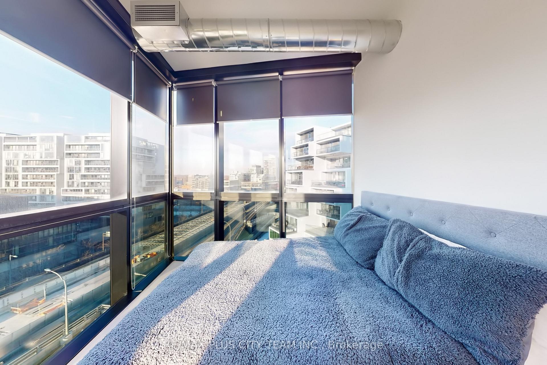Photo 17 of Unit 909, 21 Lawren Harris Square, Toronto, Waterfront Communities — HOMEH