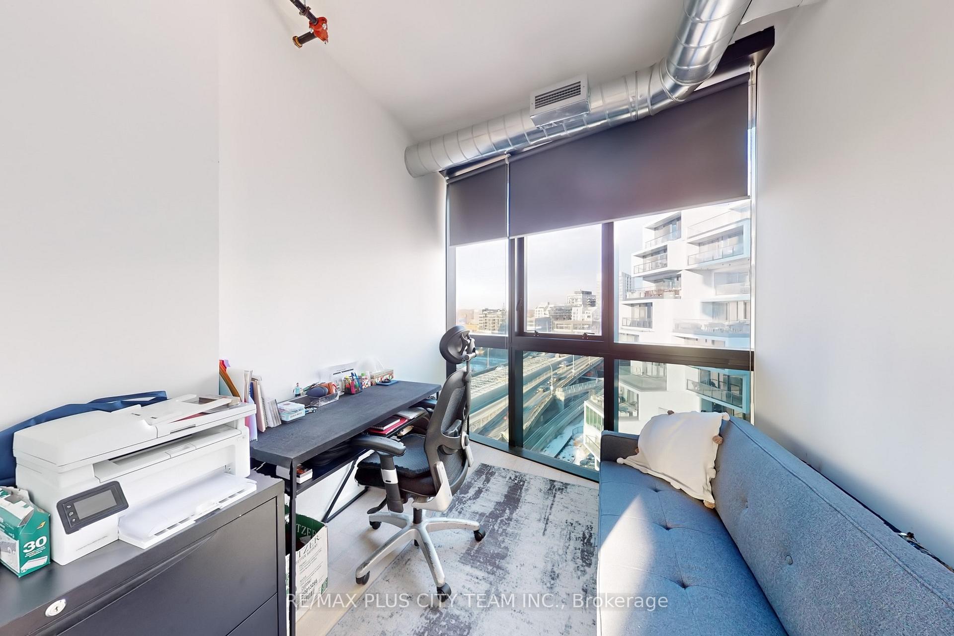 Photo 19 of Unit 909, 21 Lawren Harris Square, Toronto, Waterfront Communities — HOMEH