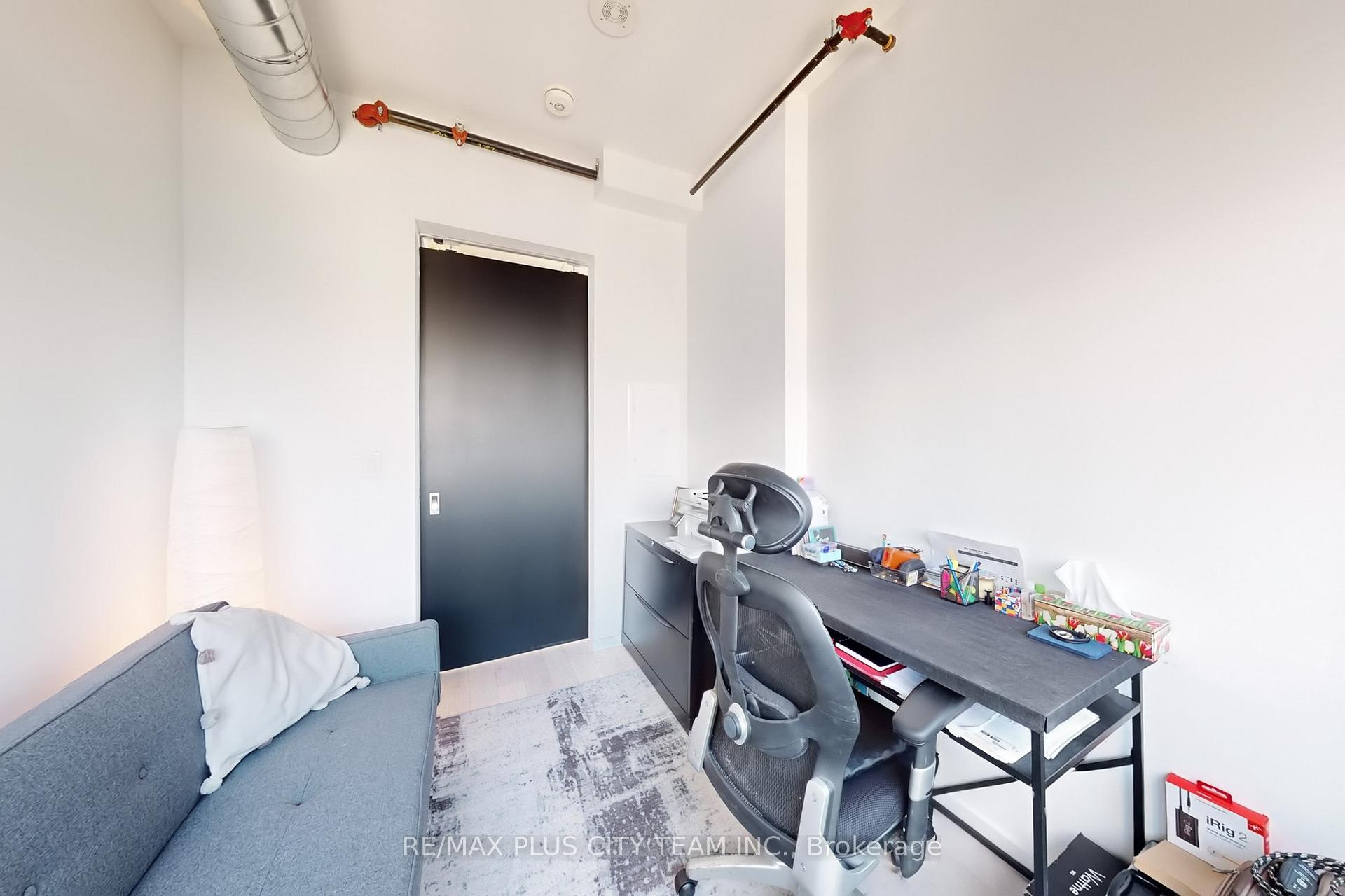 Photo 21 of Unit 909, 21 Lawren Harris Square, Toronto, Waterfront Communities — HOMEH