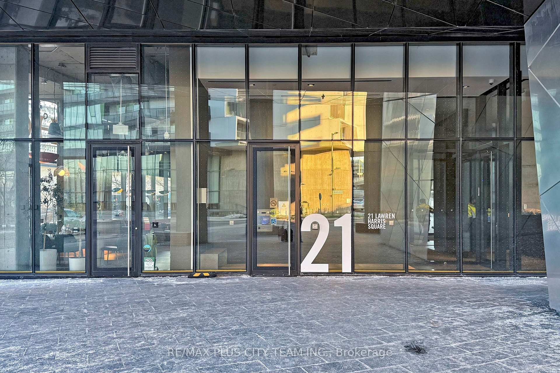 Photo 47 of Unit 909, 21 Lawren Harris Square, Toronto, Waterfront Communities — HOMEH