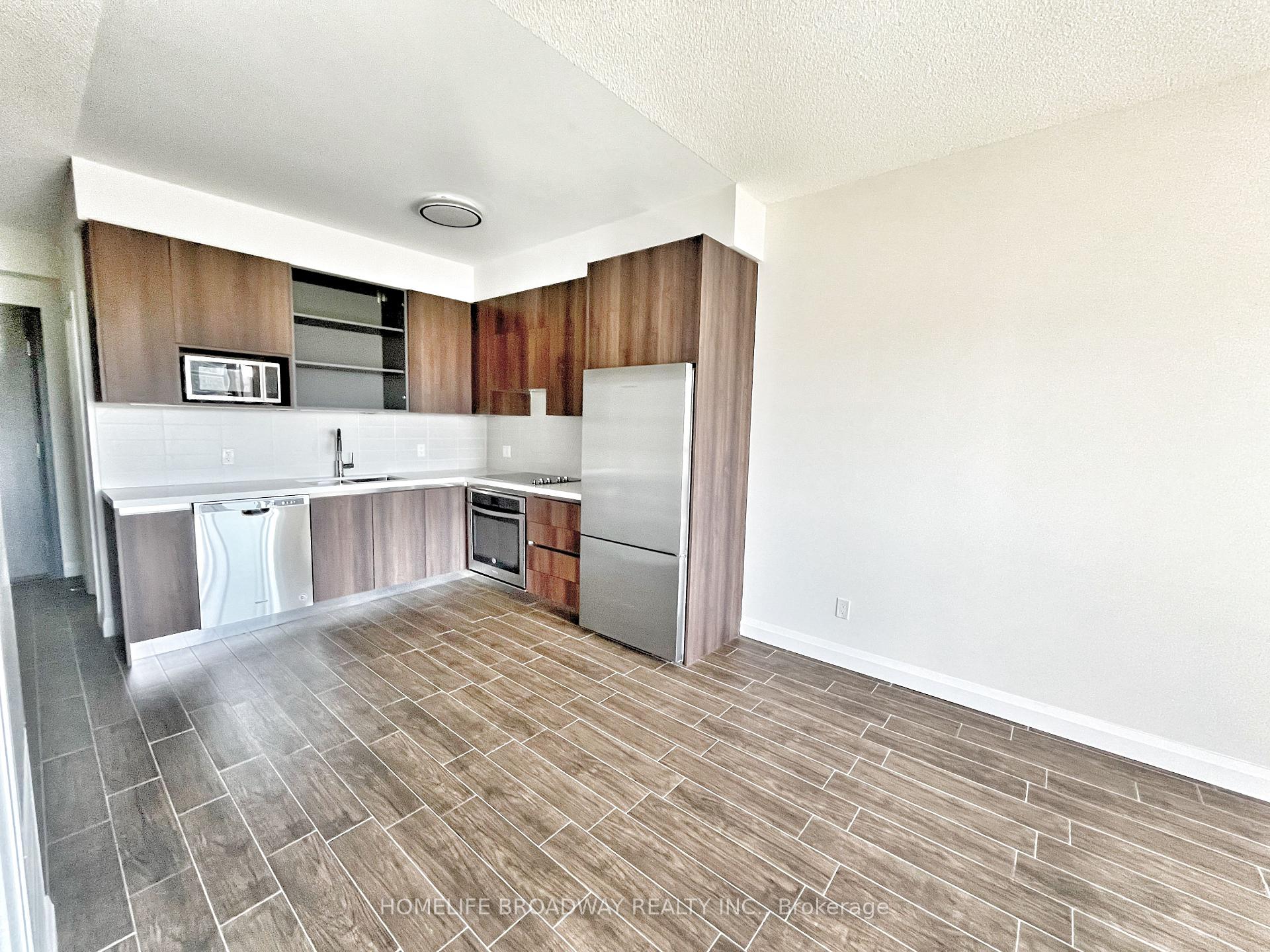 Photo 15 of Unit 721, 15 Water Walk Drive, Markham, Unionville — HOMEH