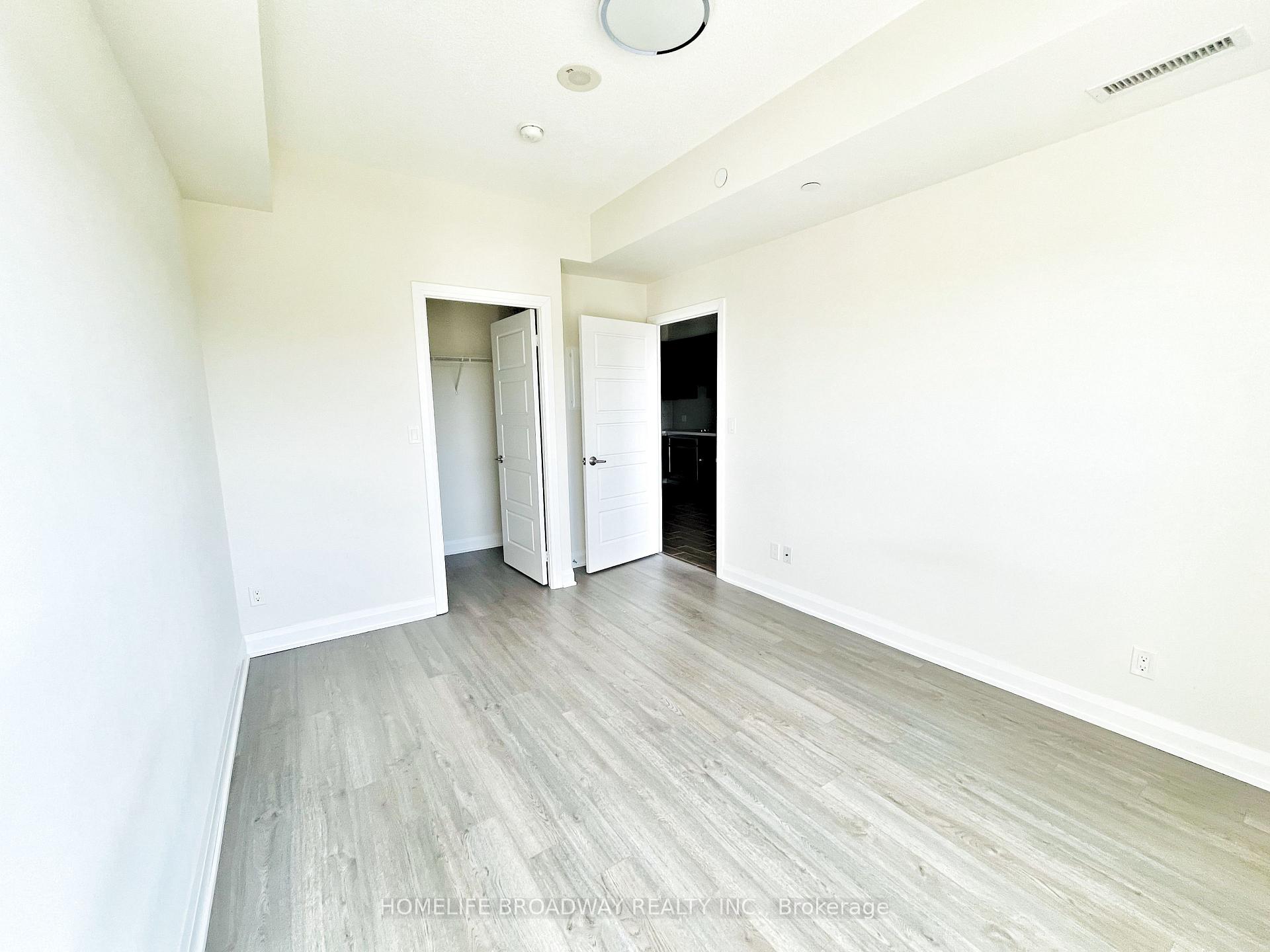 Photo 10 of Unit 721, 15 Water Walk Drive, Markham, Unionville — HOMEH