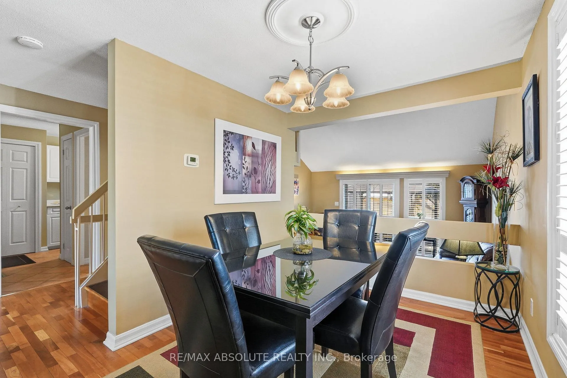 Photo 9 of 1594 St Georges Street, Ottawa, Bilberry Creek/Queenswood Heights — HOMEH