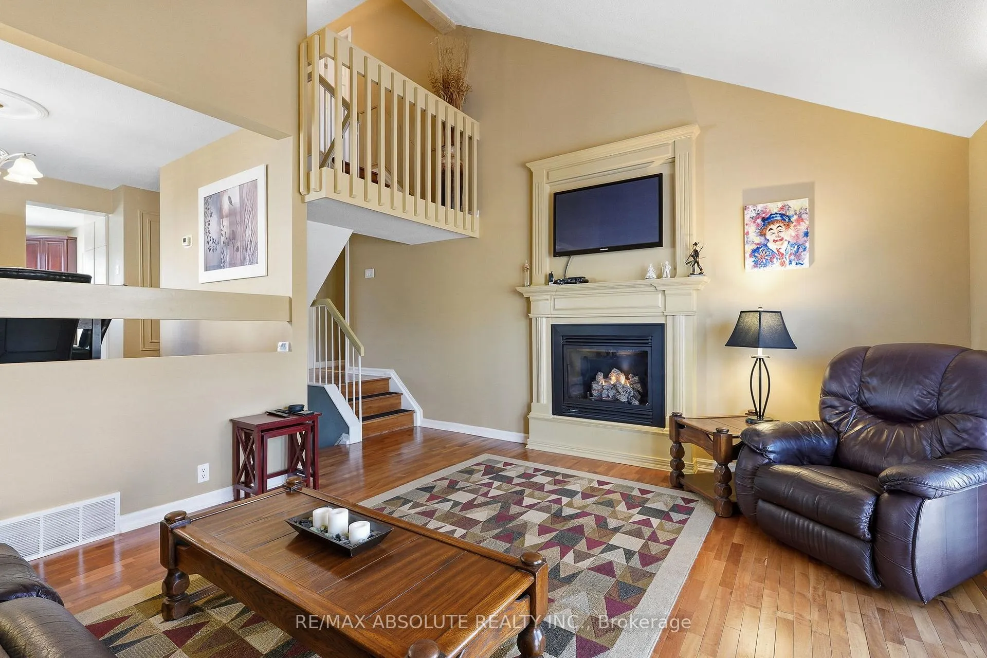 Photo 12 of 1594 St Georges Street, Ottawa, Bilberry Creek/Queenswood Heights — HOMEH