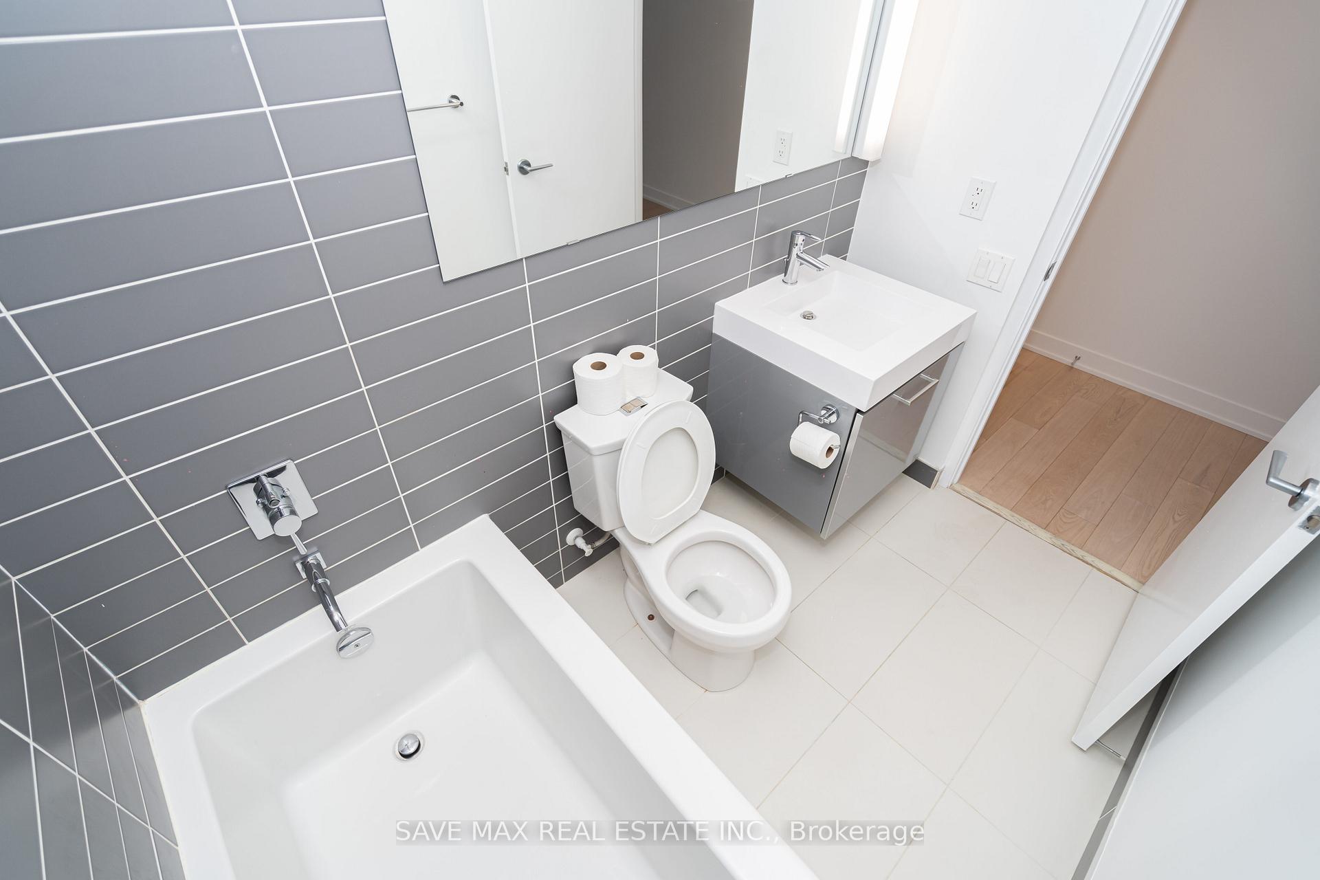 Photo 15 of Unit 615, 318 King Street E, Toronto, Moss Park — HOMEH