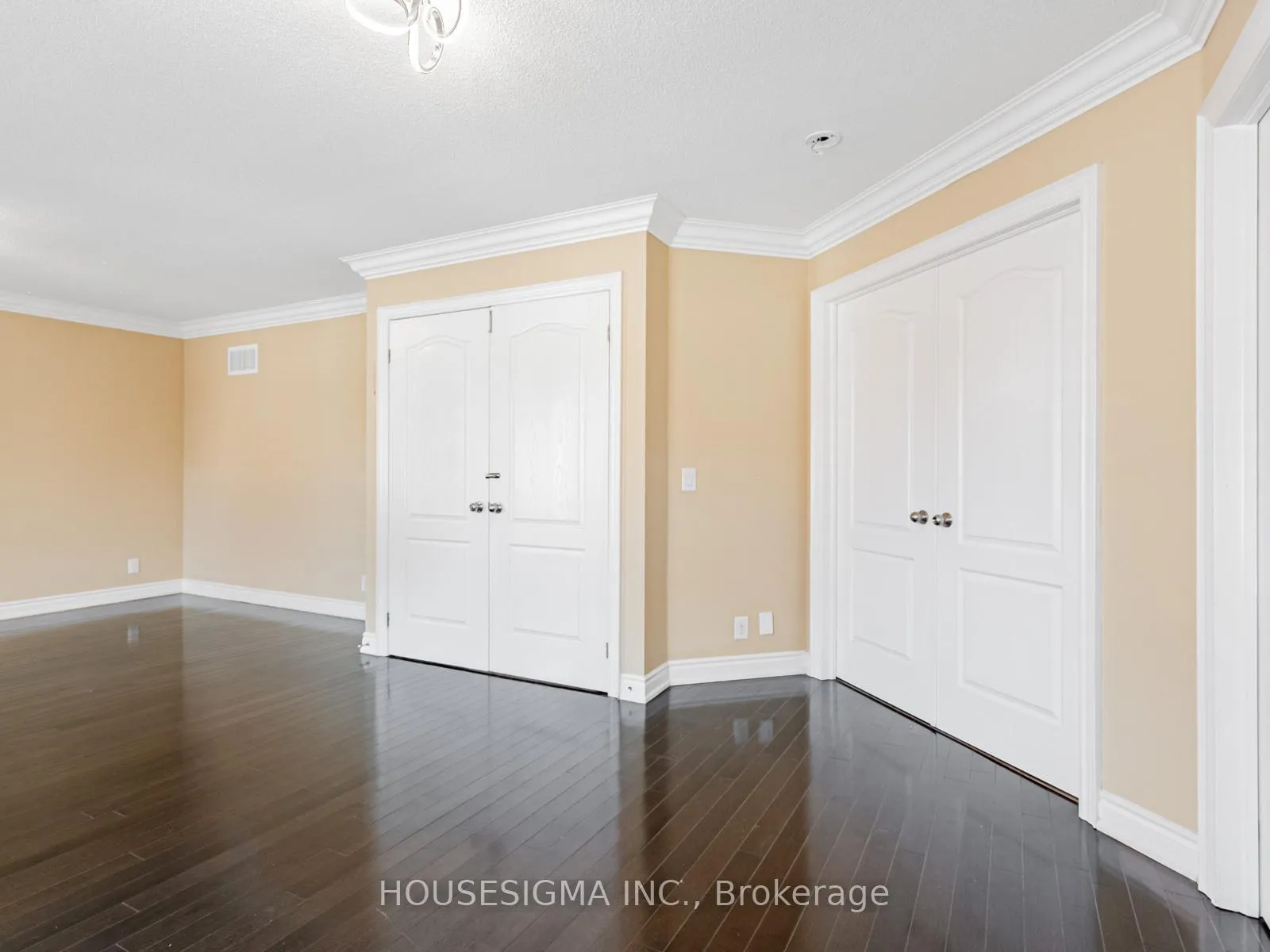 Photo 18 of 12 Bear Run Road, Brampton, Credit Valley — HOMEH