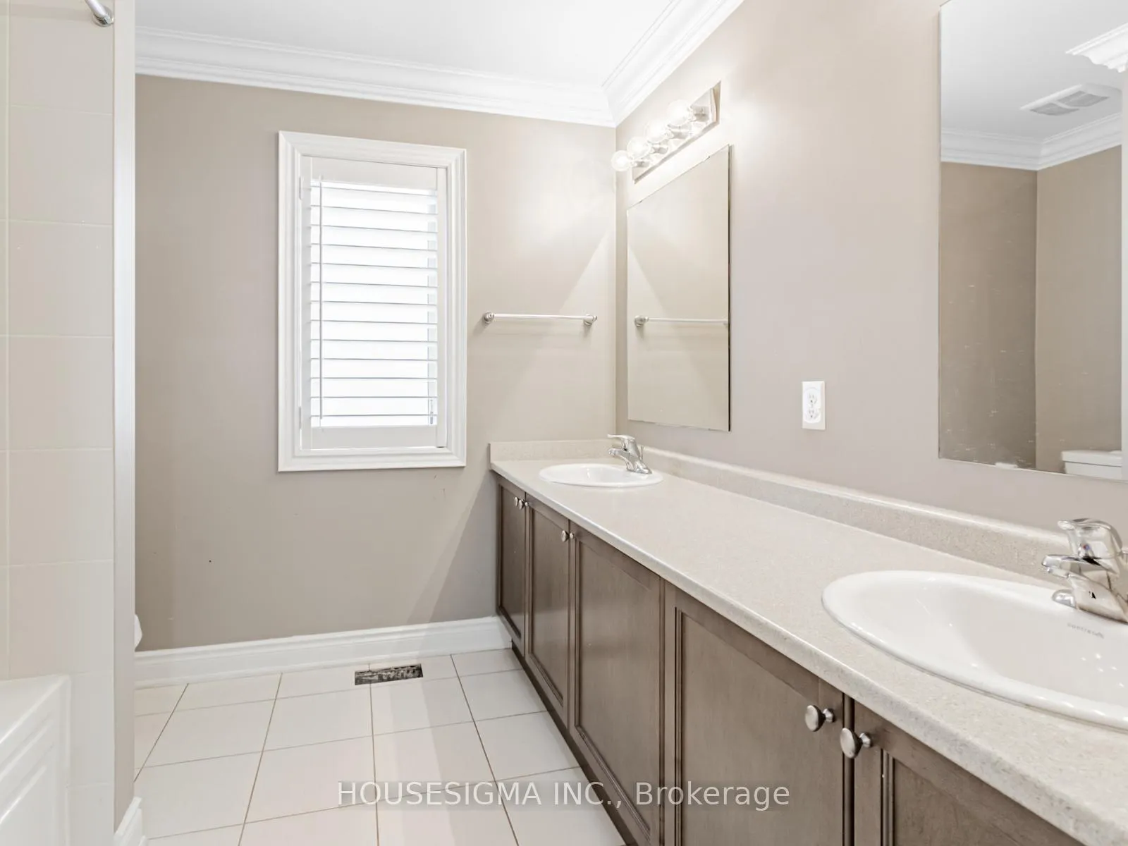 Photo 26 of 12 Bear Run Road, Brampton, Credit Valley — HOMEH