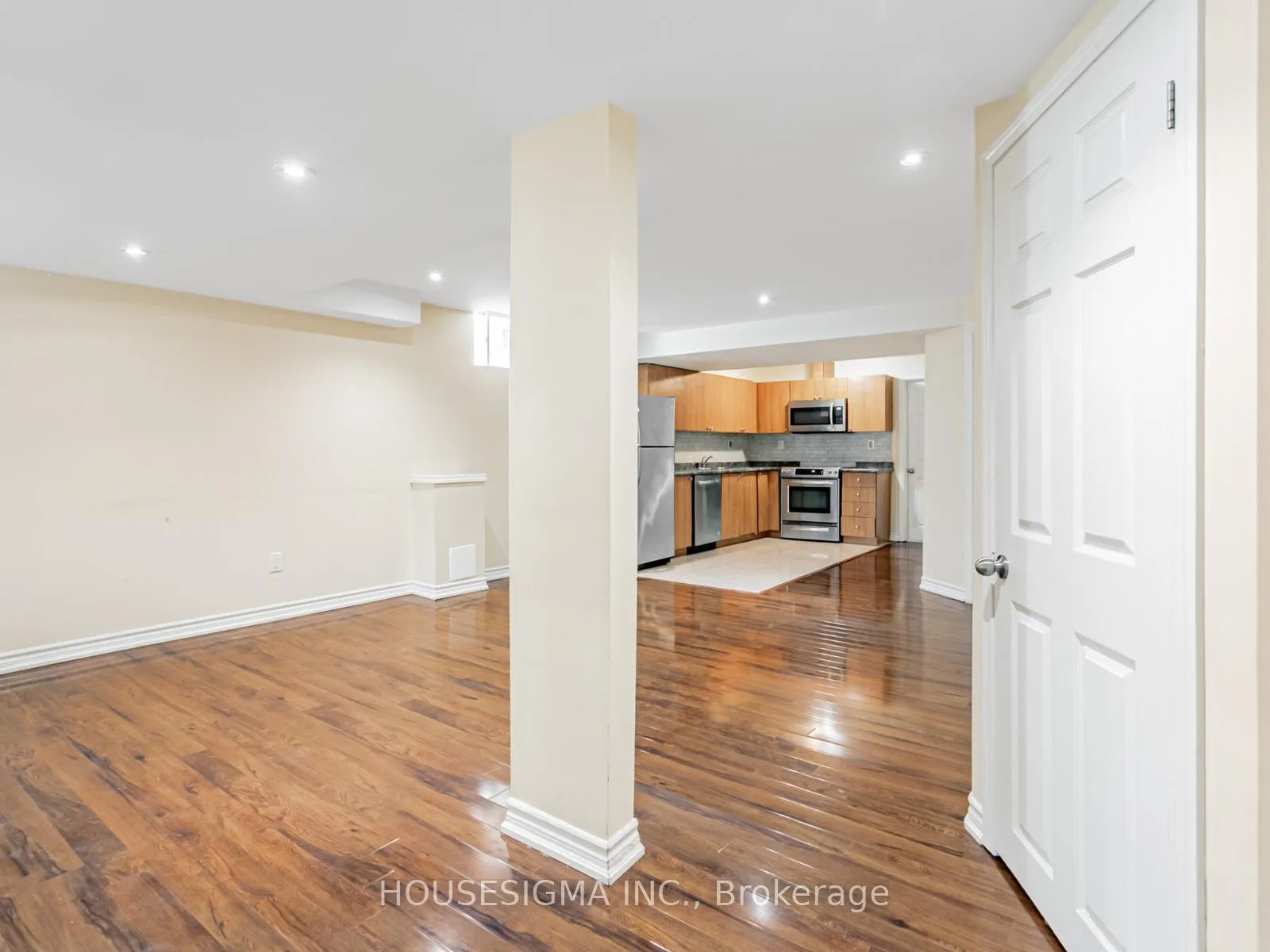 Photo 37 of 12 Bear Run Road, Brampton, Credit Valley — HOMEH