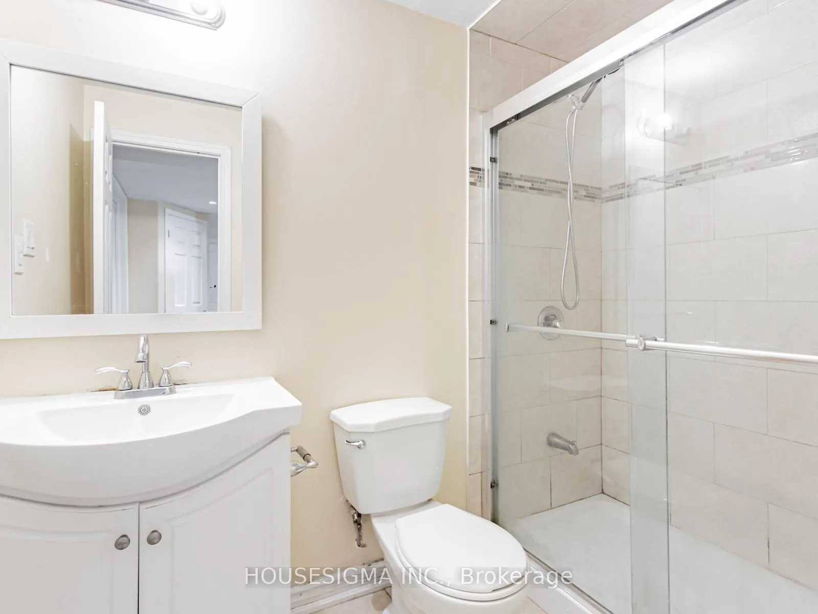 Photo 43 of 12 Bear Run Road, Brampton, Credit Valley — HOMEH