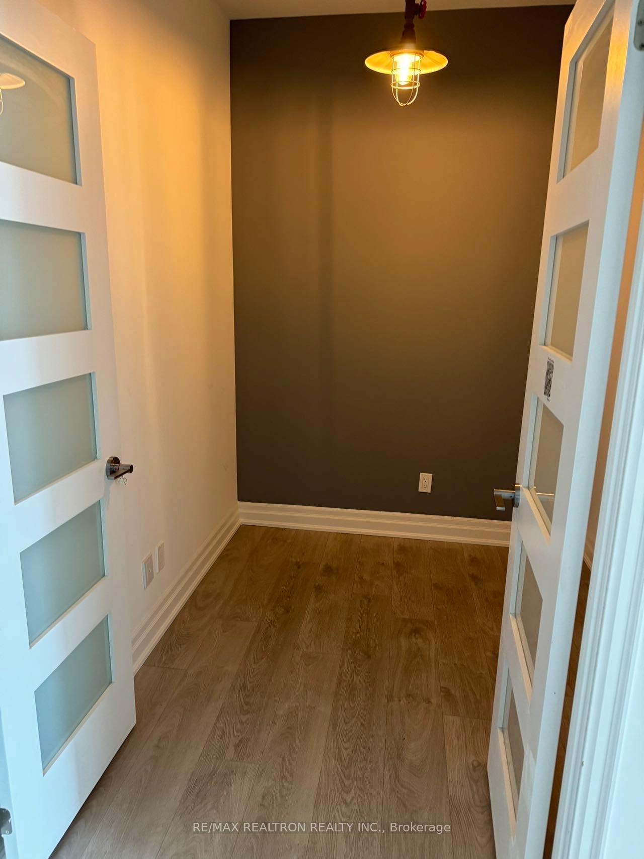 Photo 6 of Unit 708, 8 Rouge Valley Drive W, Markham, Unionville — HOMEH