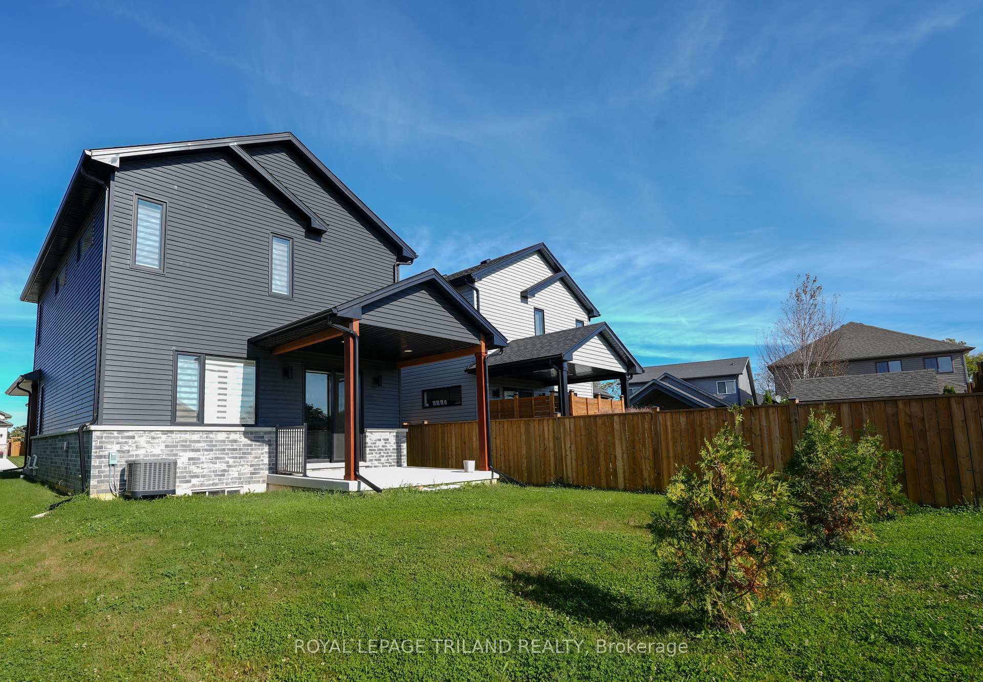 Photo 1 of 24 Baffin Way, Chatham-Kent, Chatham — HOMEH