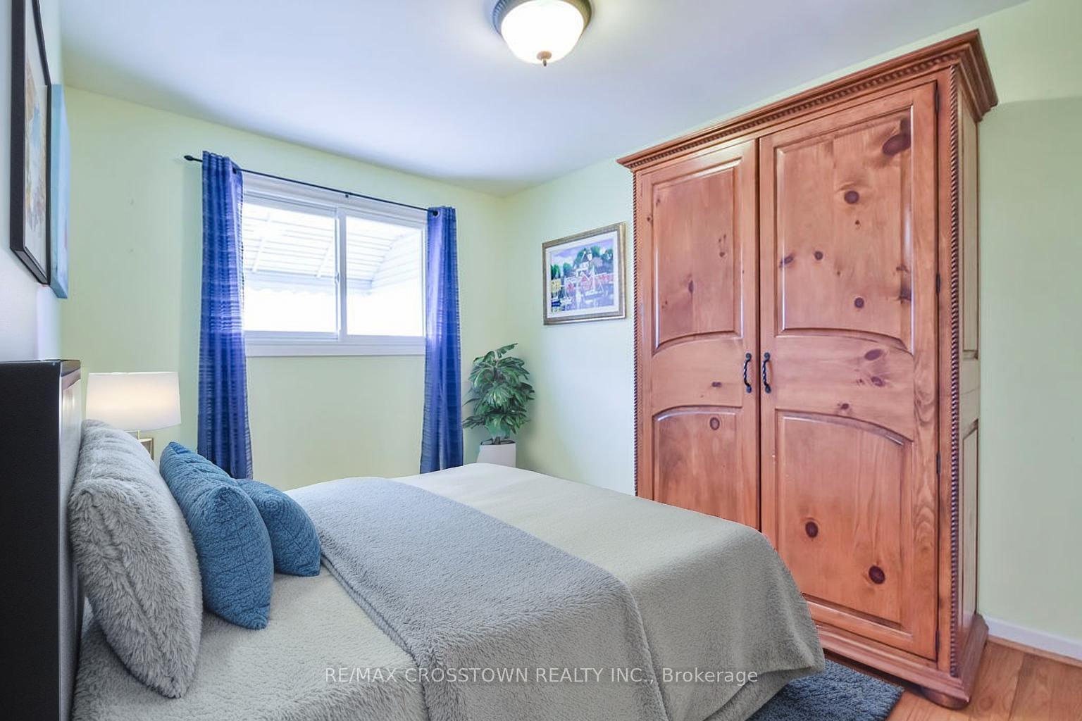 Photo 22 of 210 Merrett Drive, Barrie, Painswick North — HOMEH