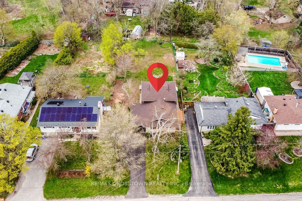 Photo 33 of 210 Merrett Drive, Barrie, Painswick North — HOMEH